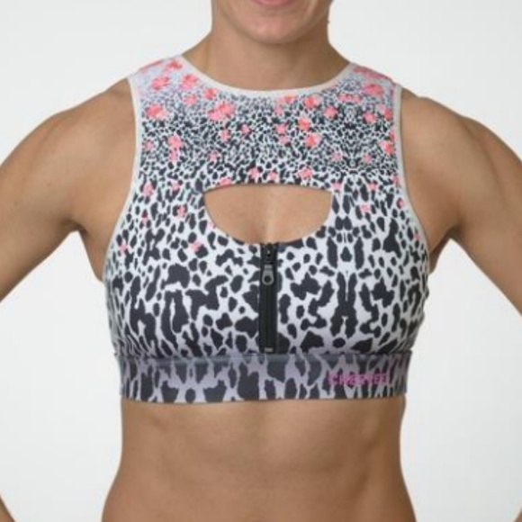 The Chestee Accessories - "The Amy" 2.0 Chestee Sports Bra in Leopard